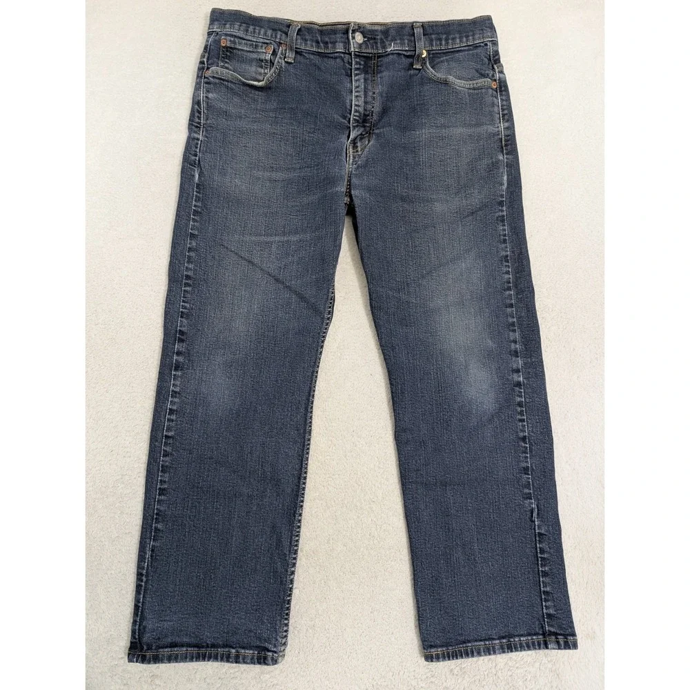 Levis levi 569